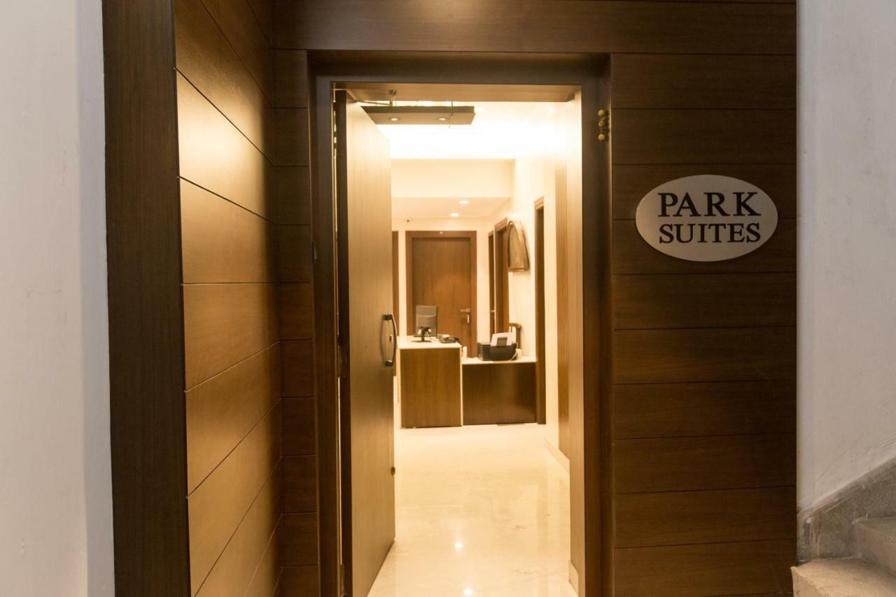 Park Suites Calcutta Eksteriør billede